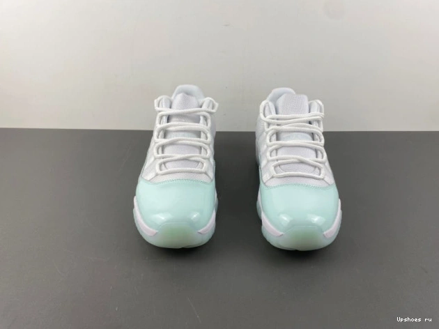 Air  11 AH7860-103  “Igloo” Jordan Low 0928